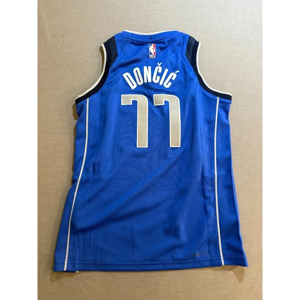Dallas Mavericks Luka Doncic #11 Nike‎ DRI-FIT Jersey Boys 18M Blue Sleeveless.
